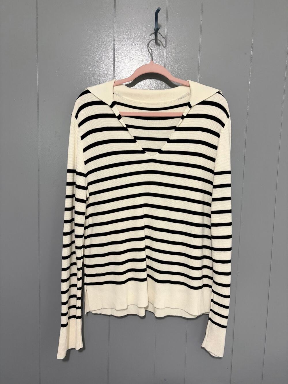 White Black Striped Knit V-neck Sailor Collar Nautical Coastal Granny Sweater S